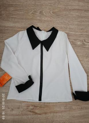 Блузка шкільна