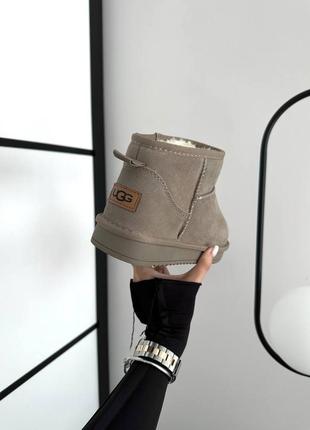 Женские угги бежевые ugg ultra mini sand suede 🤍5 фото