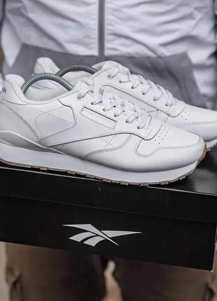 Чоловічі зимові кросівки reebok classic (білі) низькі утеплені флісом кроси1 фото