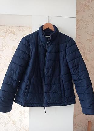 Фирменная куртая gap