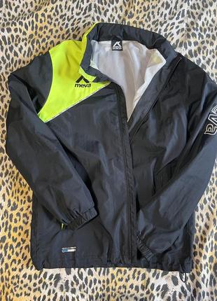 Куртка, вітровка