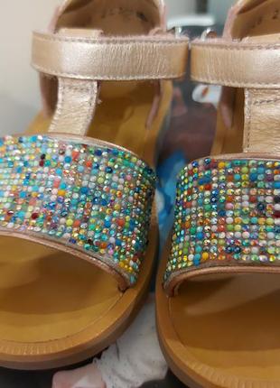 Pom d'api босоніжки сандалі сандалії на дівчинку розмір 249 фото