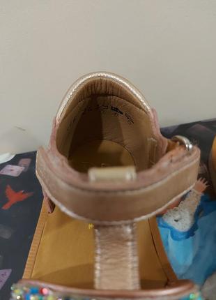 Pom d'api босоніжки сандалі сандалії на дівчинку розмір 243 фото