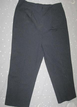 Класичні штани на резинці зі стрілками,великого розміру р. 52 (16) чорні