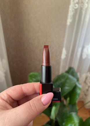 Shiseido modern matte powder помада для губ матовая 5221 фото