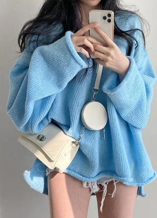 Молодежный свитерик с v-образным вырезом