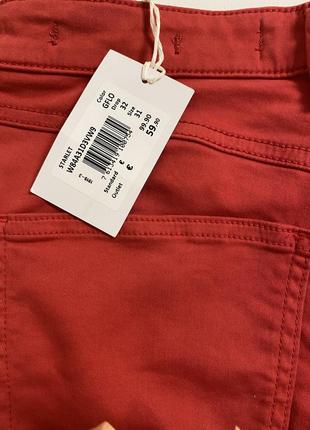 Красные джинсы брюки guess. эластичные удобные джинсовые брюки гуess7 фото
