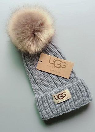 Женская шерстяная шапка ugg с помпоном серая2 фото