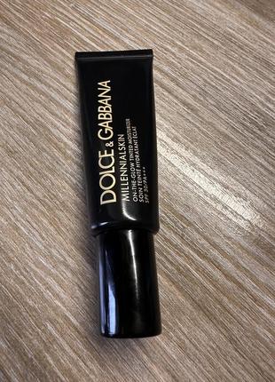 Тональный тинт dolce &amp; gabbana millennialskin on-the-glow tinted moisturizer