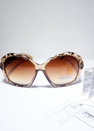 Женские солнцезащитные очки в форме рыбы2 фото