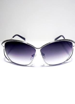 Классические солнцезащитные женские очки1 фото