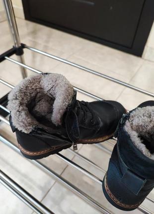 Зимові черевики2 фото