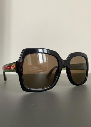 Gucci окуляри сонцезахісні орігінал1 фото