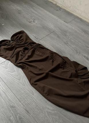 Сукня з розрізами