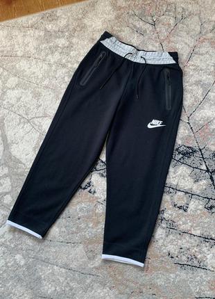 Брюки nike tech fleece