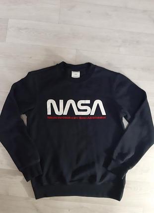 h m 300 138695205