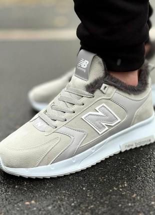 Зимняя бежевая кроссовка на мехе new balance бежевые зимние кроссовки с мехом new balance5 фото