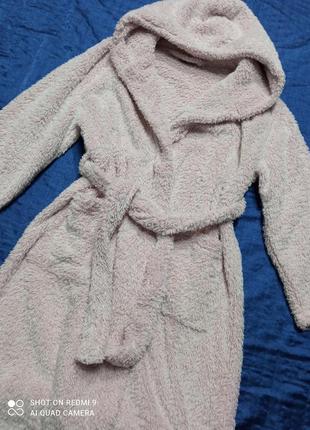 Теплий пухнастий халат із капюшоном3 фото