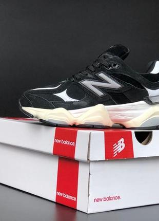 Зимові жіночі кросівки Tecnologias New balance Chaussures Running 680v6 winter black beige fur чорного з бежевим кольорів з хутром