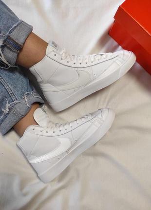 Nike blazer mid 77 full white(рефлективный логотип)5 фото