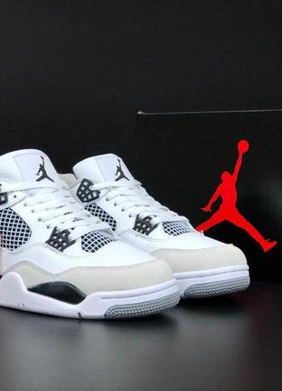 Зимові чоловічі кросівки nike air jordan 4 retro winter white black grey fur білого з чорним та сірим кольорів з хутром3 фото