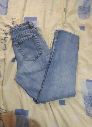 Голубые джинсы мом2 фото