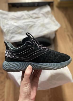 Кроссовки kuwait adidas sobakov