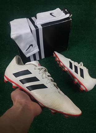 Бутси від adidas