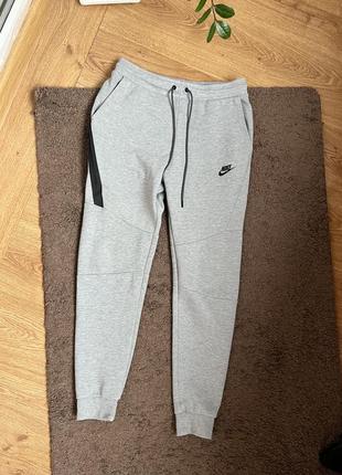 Штани nike tech fleece  розмір s3 фото