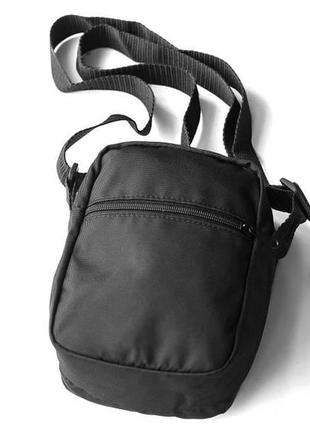 Чоловіча сумка месенджер ellesse casual чорна спортивна барсетка текстильна через плече8 фото