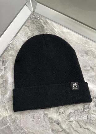Шапка шапочка черная зима теплая1 фото