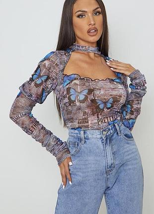 Синій сітчастий боді з метеликами prettylittlething