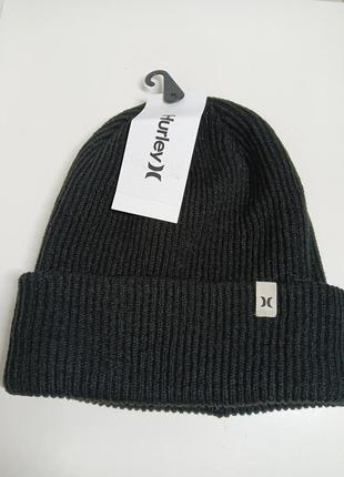 Шапка бини hurley.