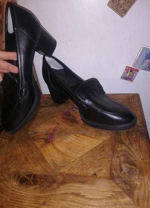 Жіночі туфельки3 фото