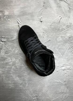 Зимові черевики tommy hilfiger з високоякісної натуральної щільної  замші7 фото