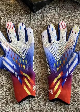 Вратарские перчатки adidas predator pro