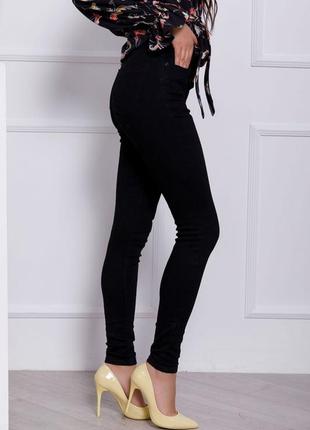 Черные классические джинсы скинни2 фото