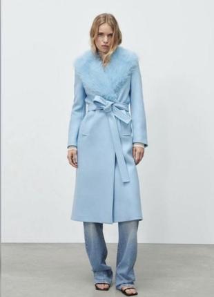 Шерстое голубое пальто небесного цвета с воротником под пояс из новой коллекции zara размер s