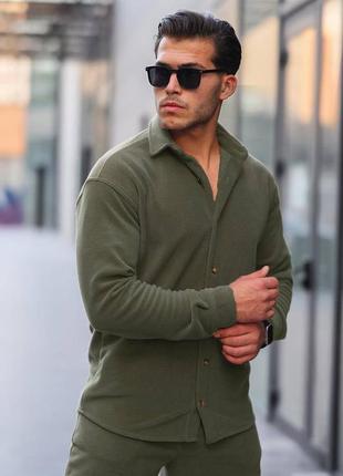 Костюм мужской теплый на флисе оверсайз рубашка на пуговицах брюки джоггеры качественный стильный базовый хаки3 фото