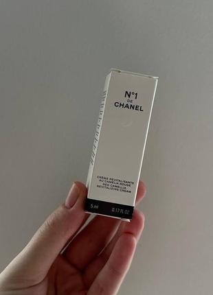 Ревитализирующий восстанавливая крем chanel creme revitalisante au camelia rouge5 фото