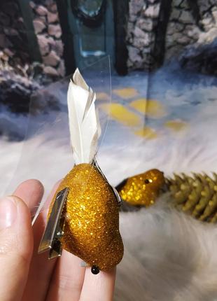2 шт пташка декоративна на прищепці новорічний декор золота птичка голуб3 фото