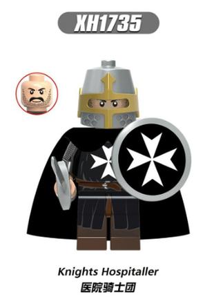 Фігурка чорний середньовічний лицар госпітальєр з мечем