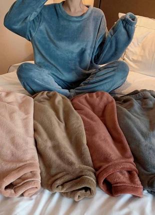 Жіноча тепла піжама домашній костюм 1168 махра  (42-46; 48-52  оверсайз розмір)