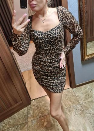Леопардовое мини платье.2 фото