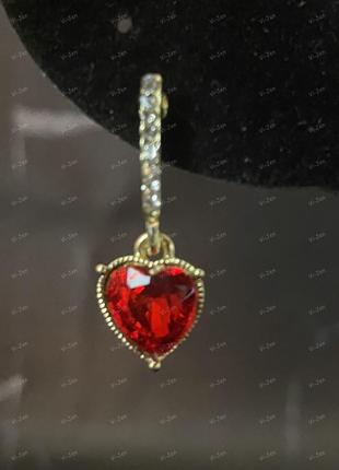 Сережки серце аметист з червоного кольору та фіанітами.