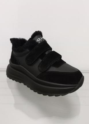 Женские зимние черные кроссовки с липучками на платформе3 фото