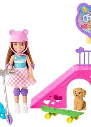 Игровой набор кукла барби челси скейт парк barbie dreamtopia chelsea skate ramp hjy35