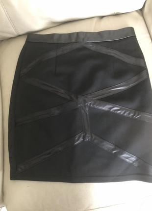 Стильная строгая юбка