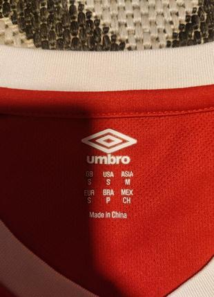 Футболка футбольная umbro3 фото