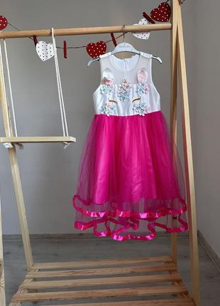 Платье праздничное